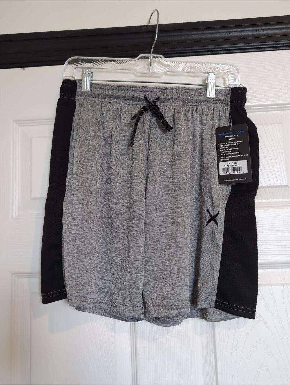 Small NWT mens game time gray athletic shorts